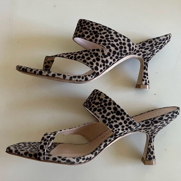 Sexy Stuart Weitzman Leopard Print Lyla 75 Heeled Sandal Size 7 comes with bag - Picture 5 of 11
